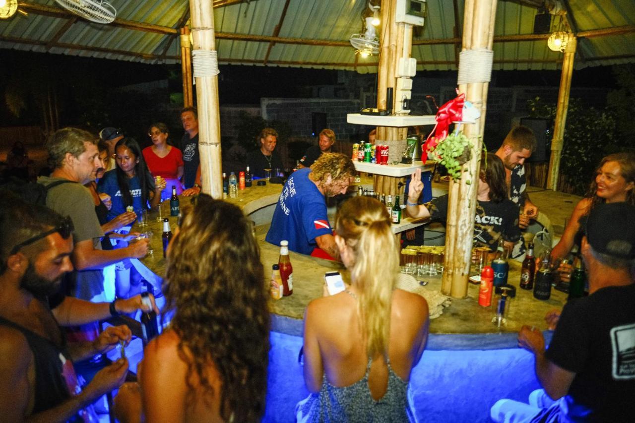 Escape Divers - Jungle Hostel And Dive Centre Ko Tao Bagian luar foto